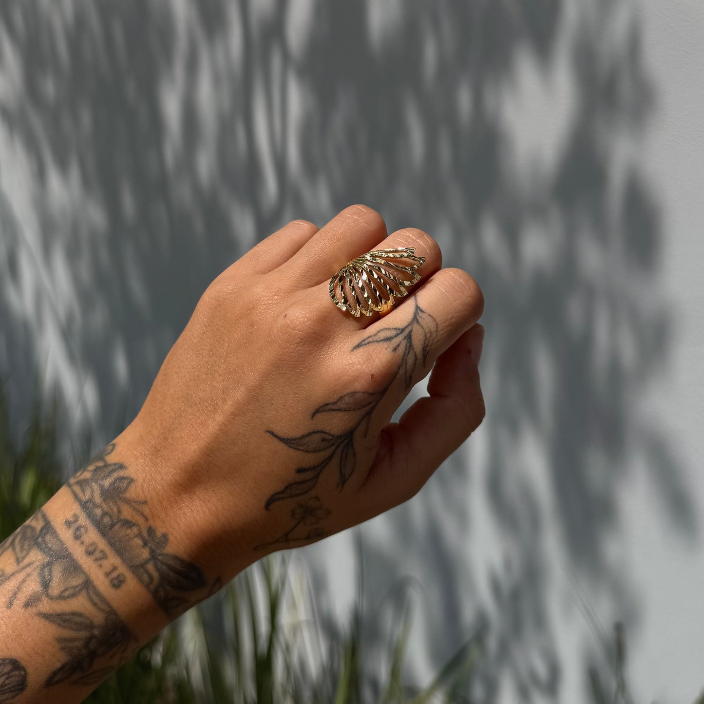 Anillo ajustable de ala diamantada