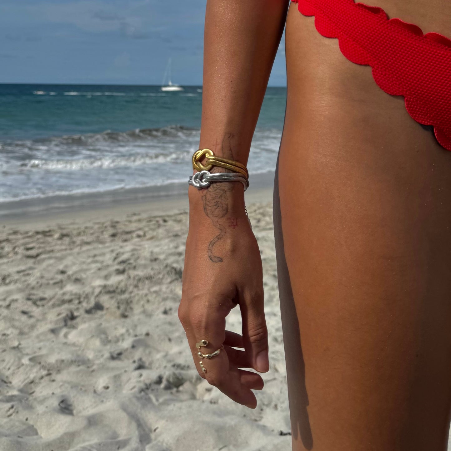 Pulsera cola de rata plana con nudo