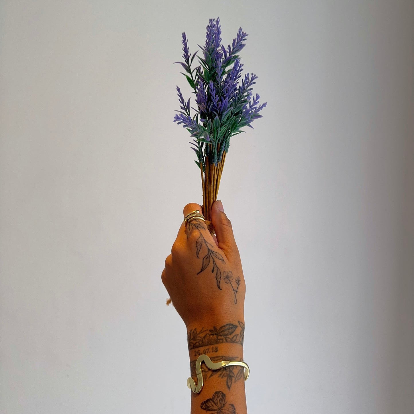 Brazalete ajustable ondulado