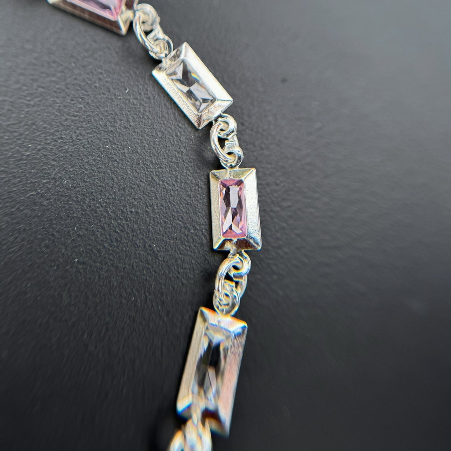 Pulsera rectangular con zirconias