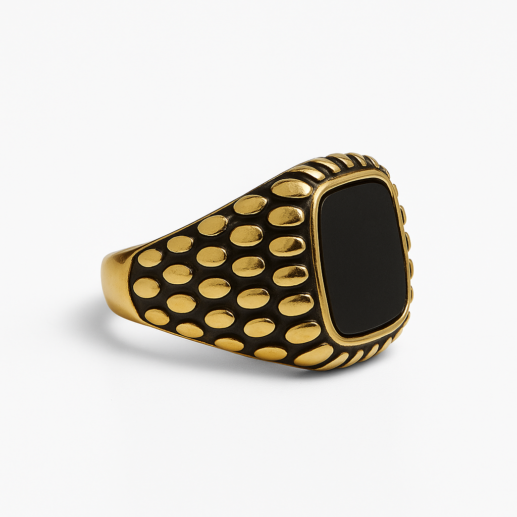 Anillo piedra cuadrada y escamas alrededor