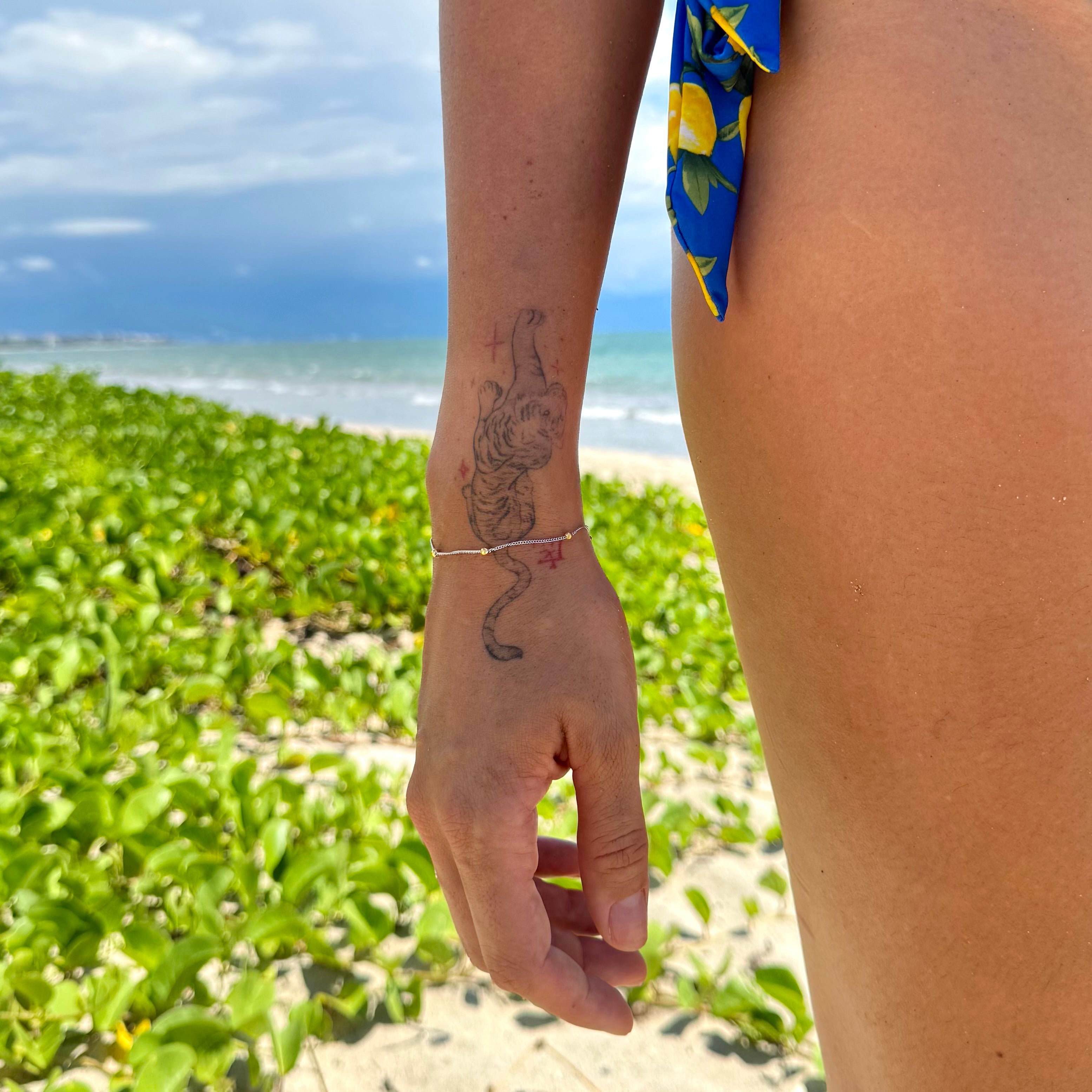 Pulsera / tobillera de bolitas intercaladas