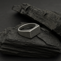 Anillo minimalista