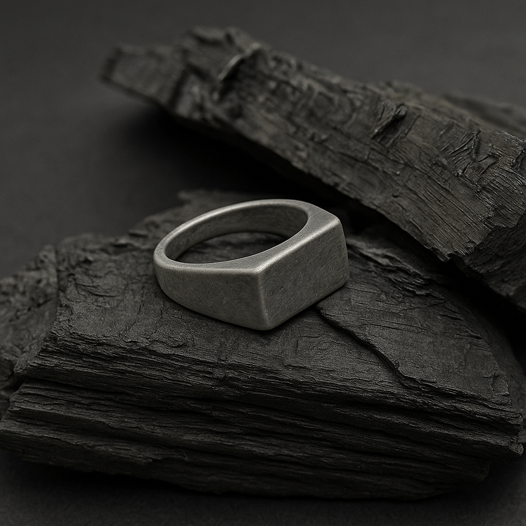 Anillo minimalista