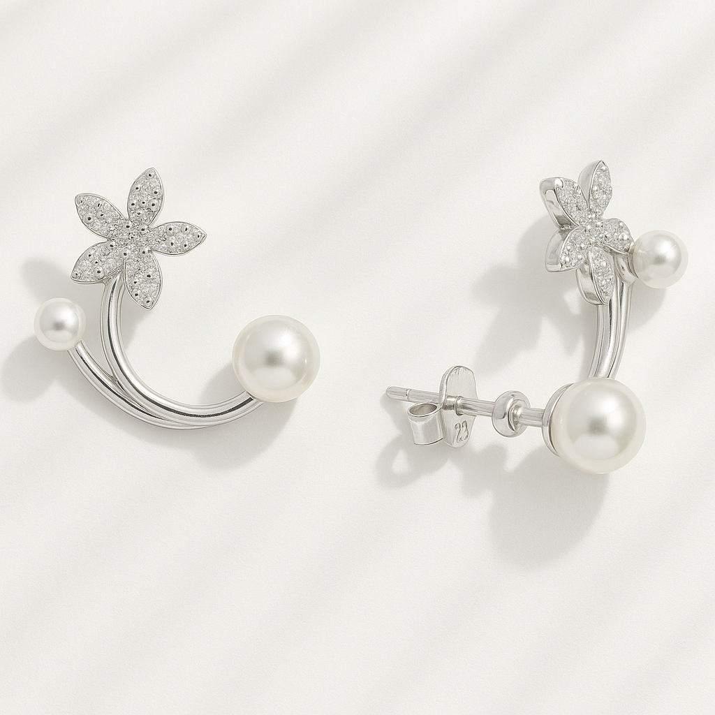 Aretes-cuff de flor en circonias con tipo perlas