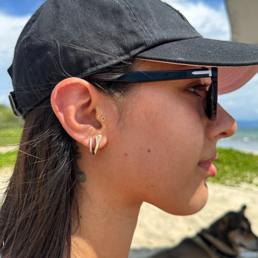 Aretes huggies de cobra