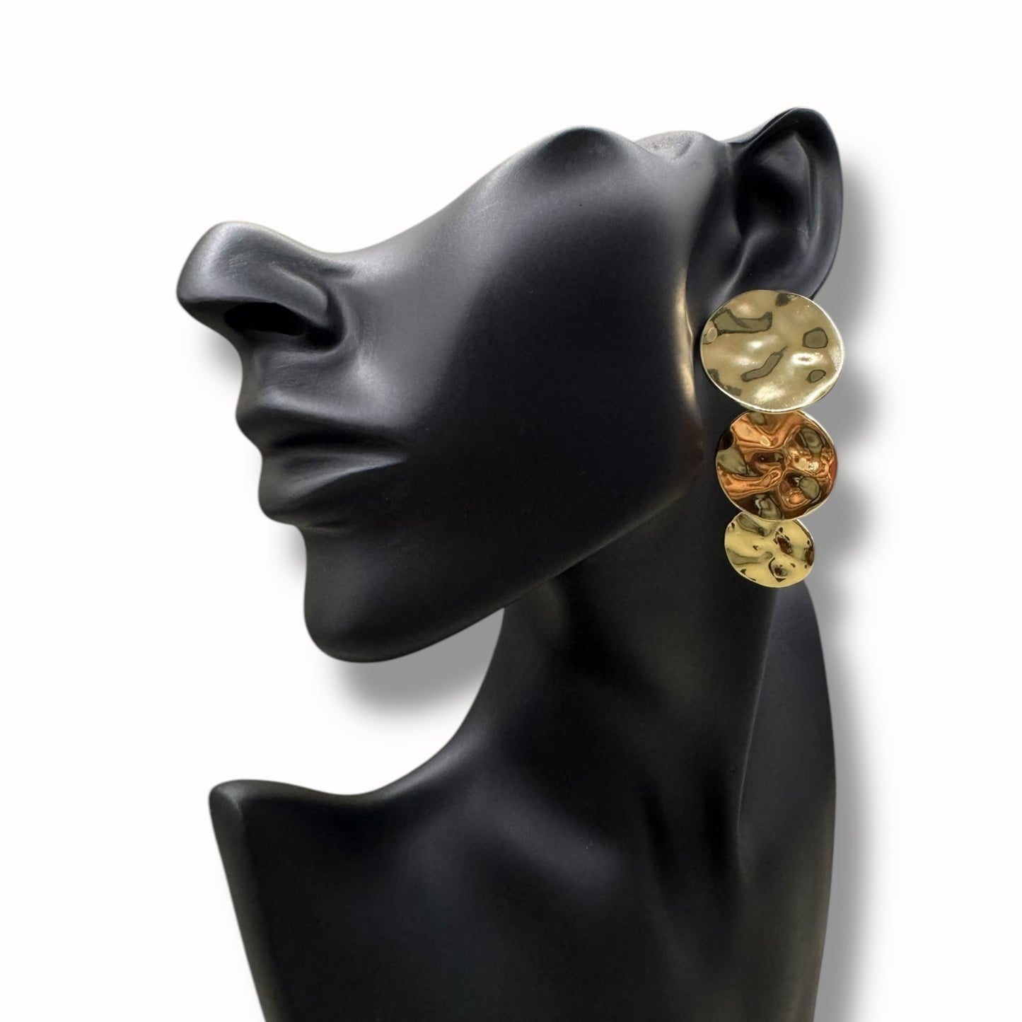 Aretes triples de disco martillado