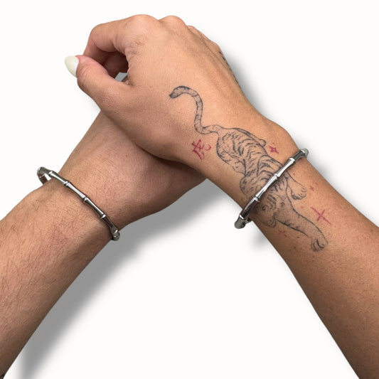 Brazalete tipo hueso