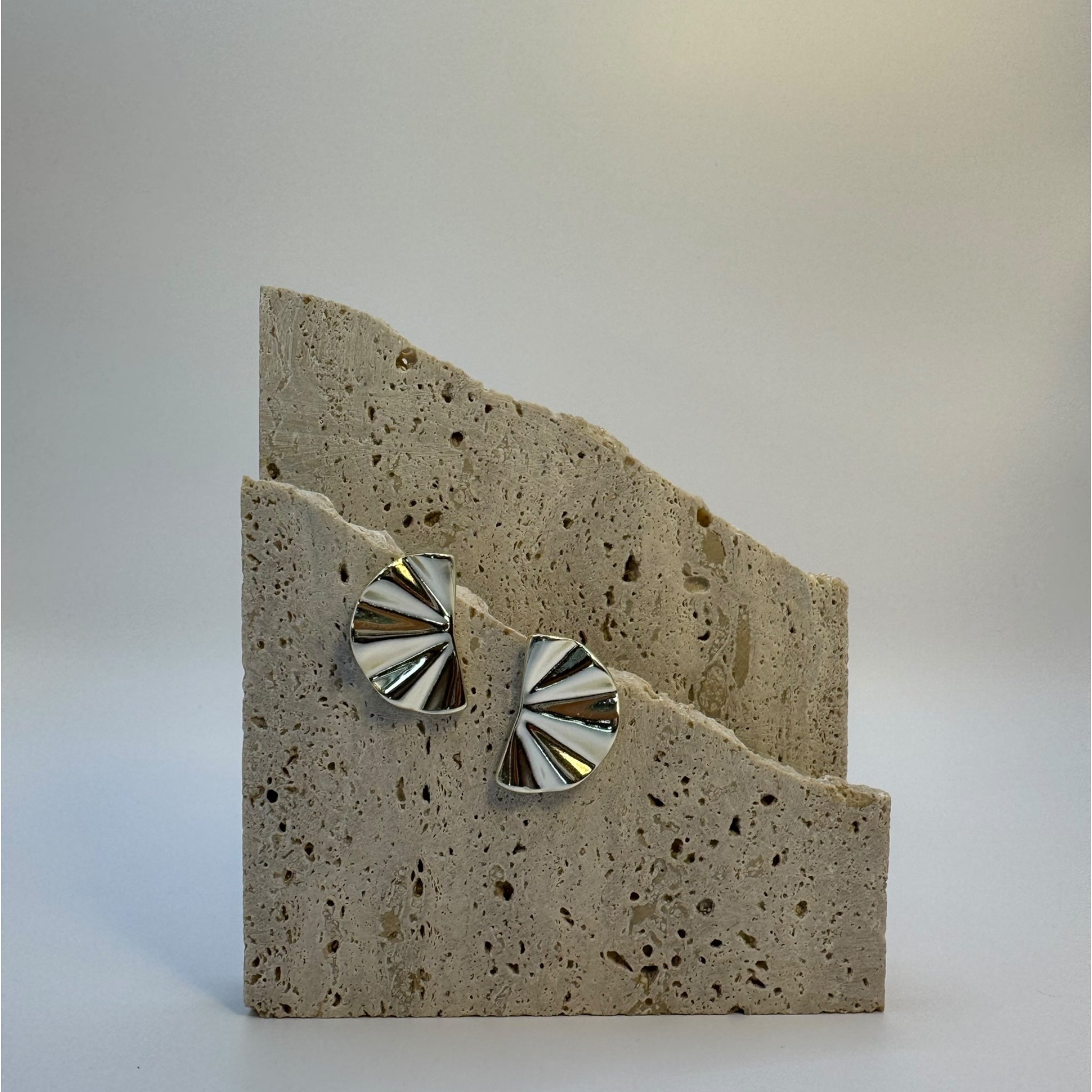 Arete media concha