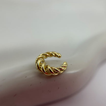 Ear cuff trenzado