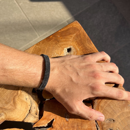 Pulsera doble negra