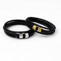 Pulsera en piel con placas