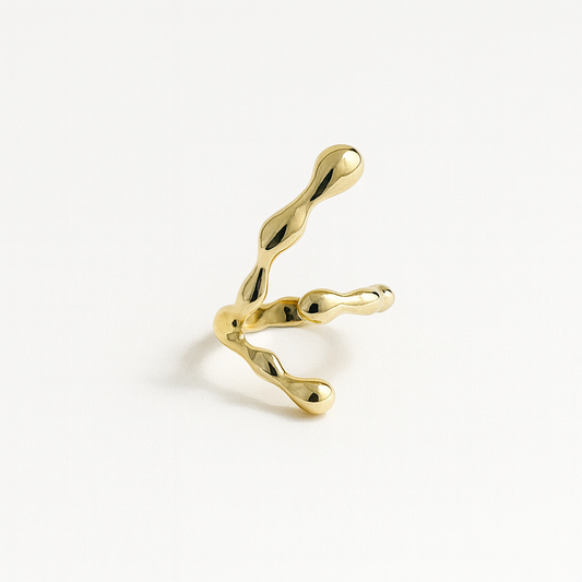 Anillo raíz dorada