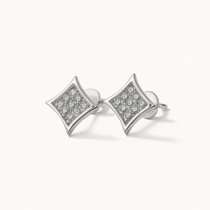 Broquel plateado en forma de diamante