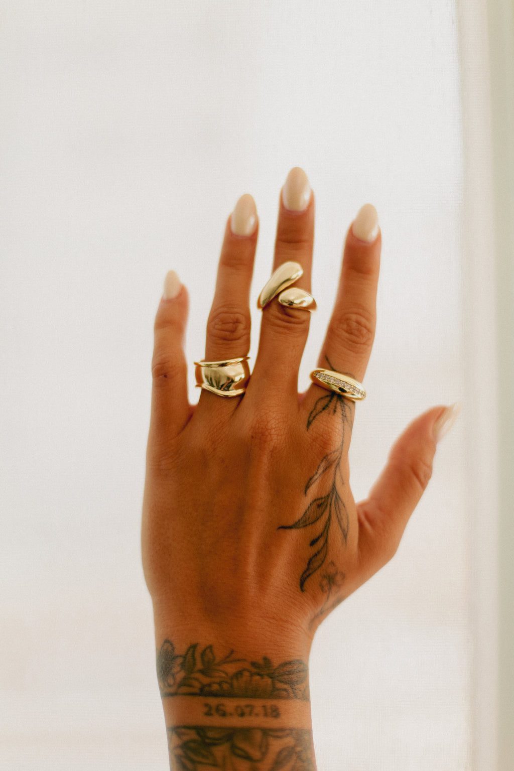 Anillo abierto liso